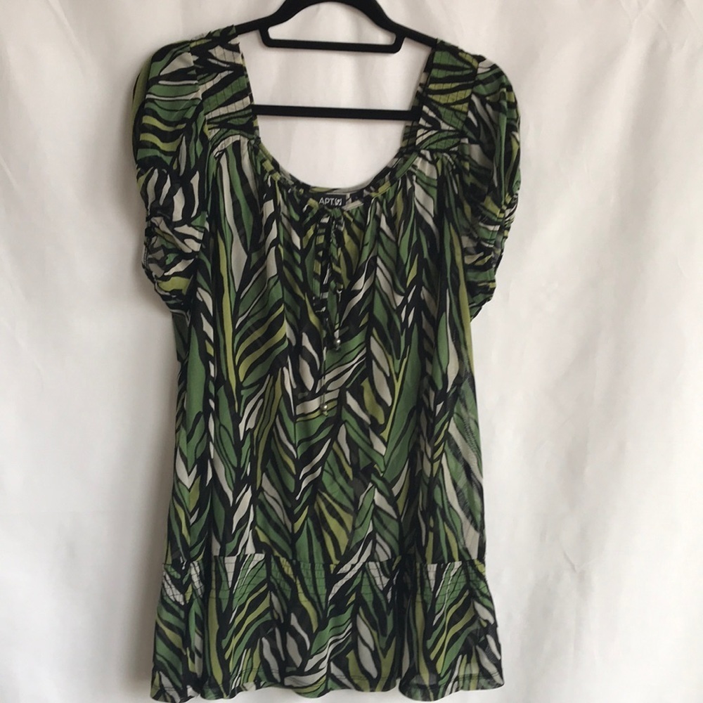 Apt. 9 semi-sheer green, black and white top, L